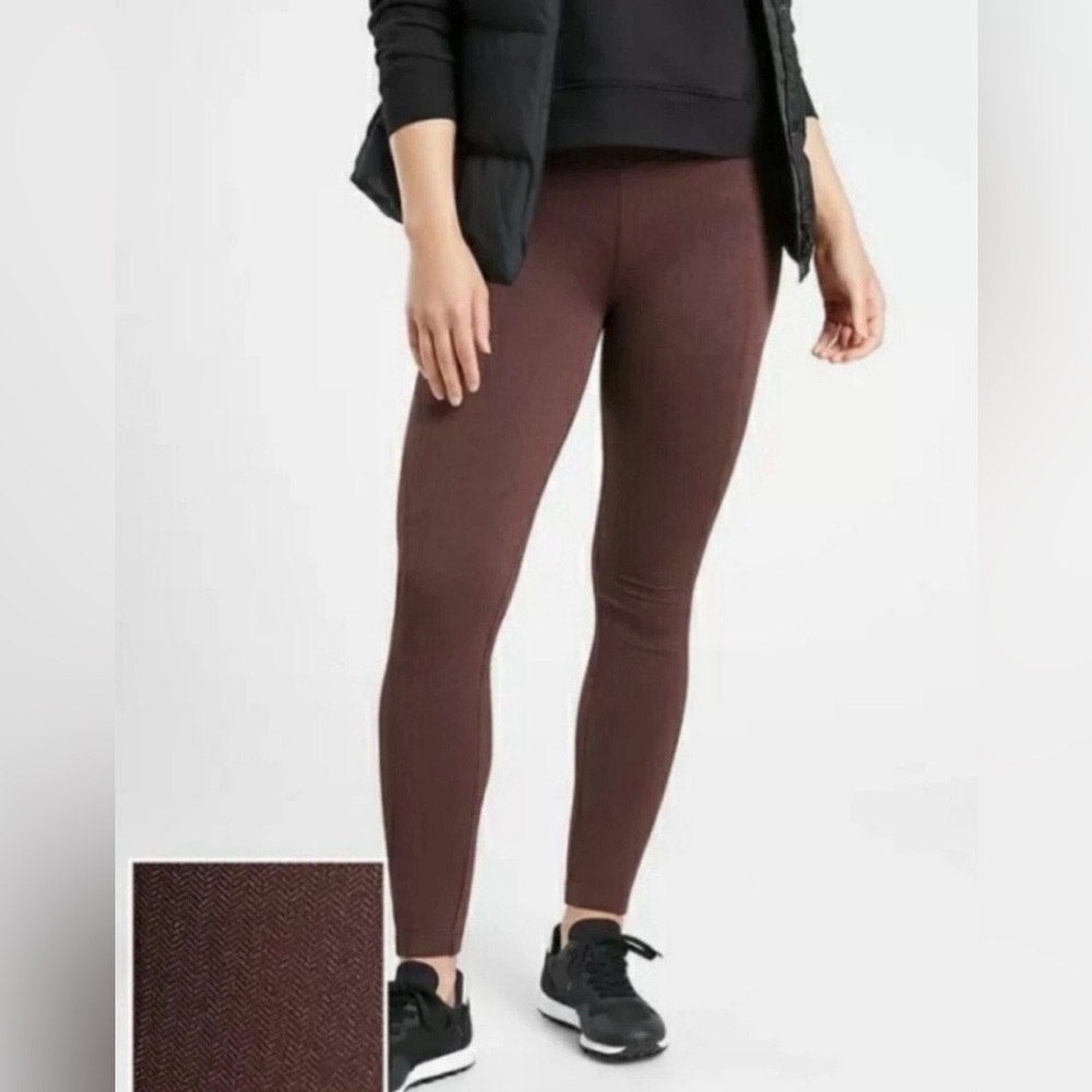 Athleta Delaney Herringbone Leggings size XS in Brown Athleisure